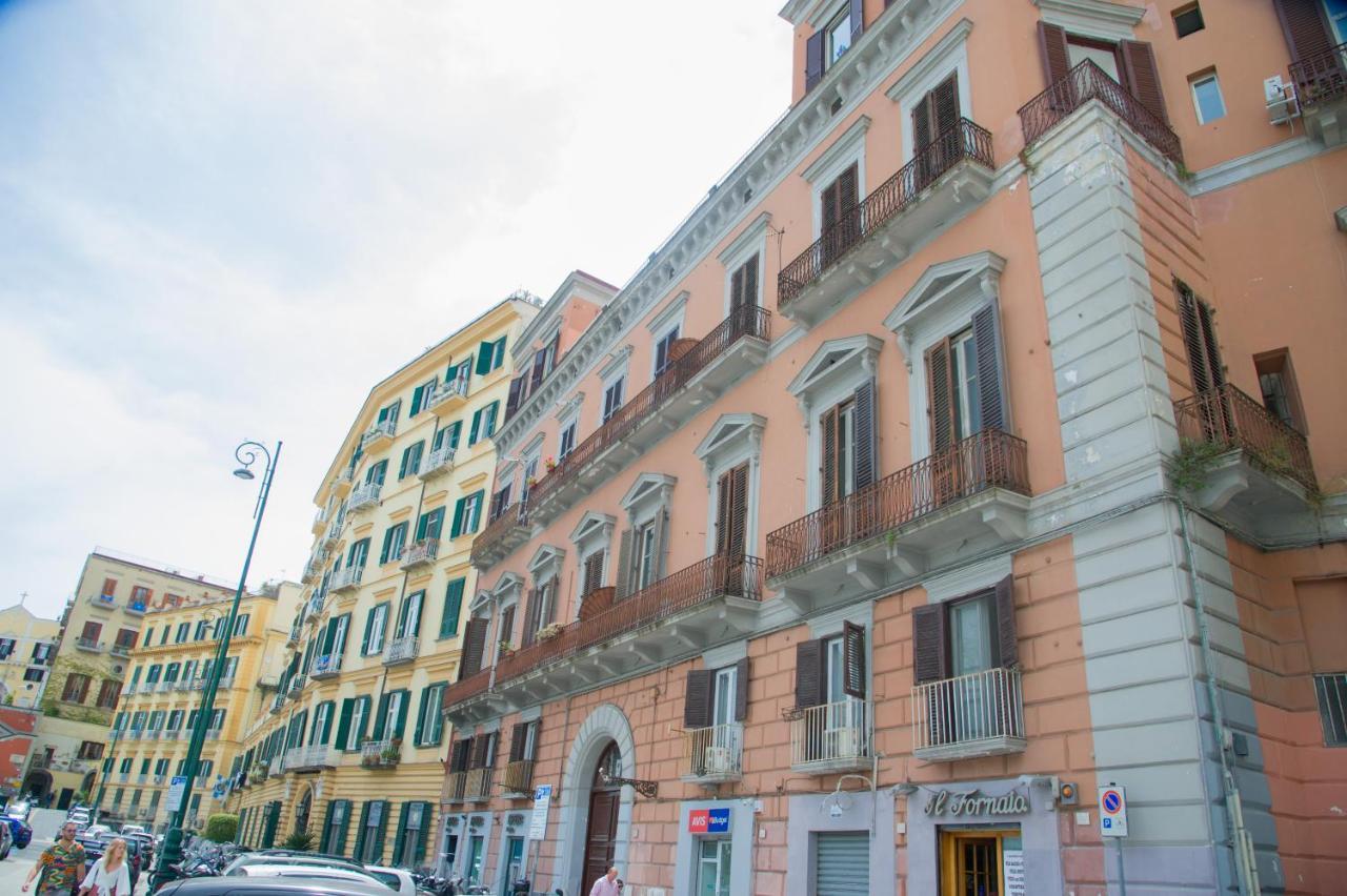 Palazzo Del Golfo Lägenhet Neapel Exteriör bild