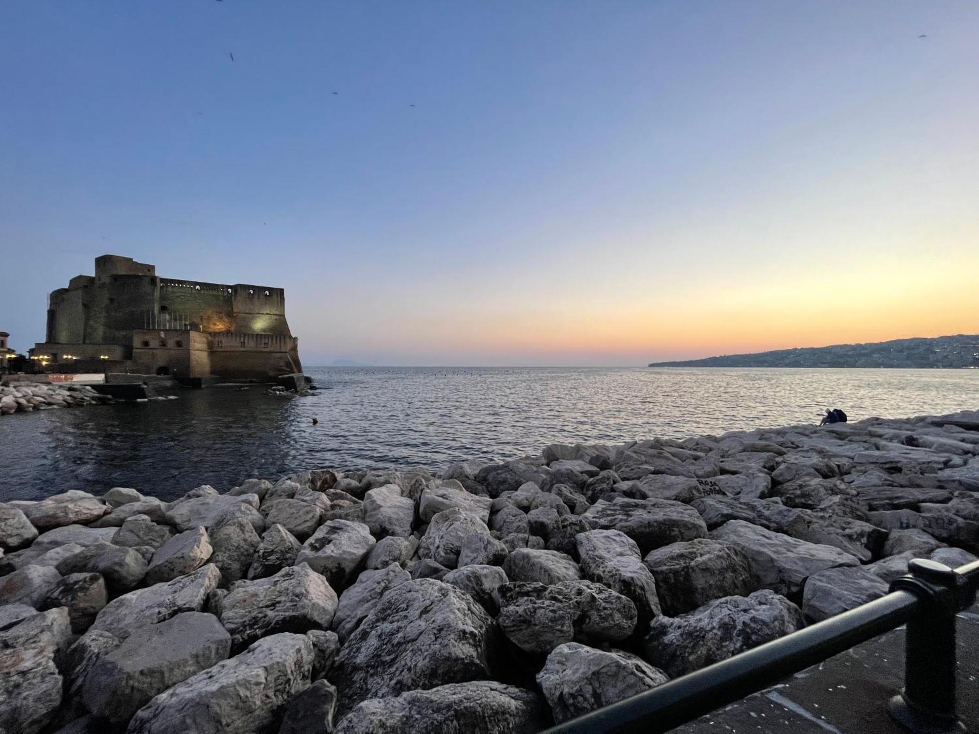 Palazzo Del Golfo Lägenhet Neapel Exteriör bild